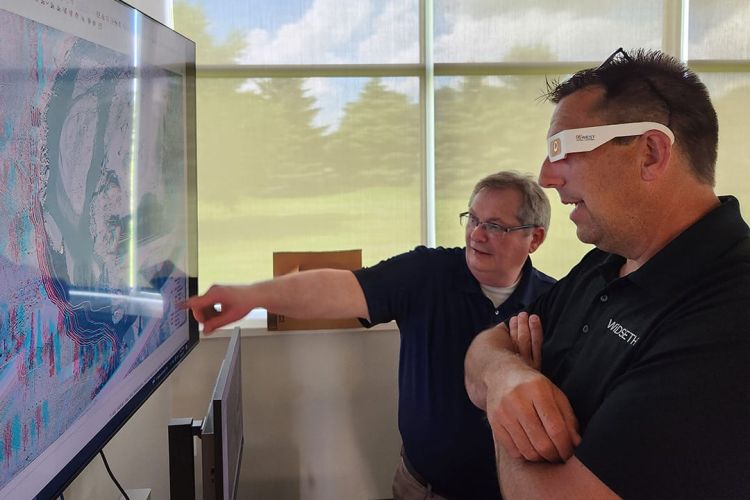 Guests at 95West's Mankato Office Hosting GMG Business After Hours